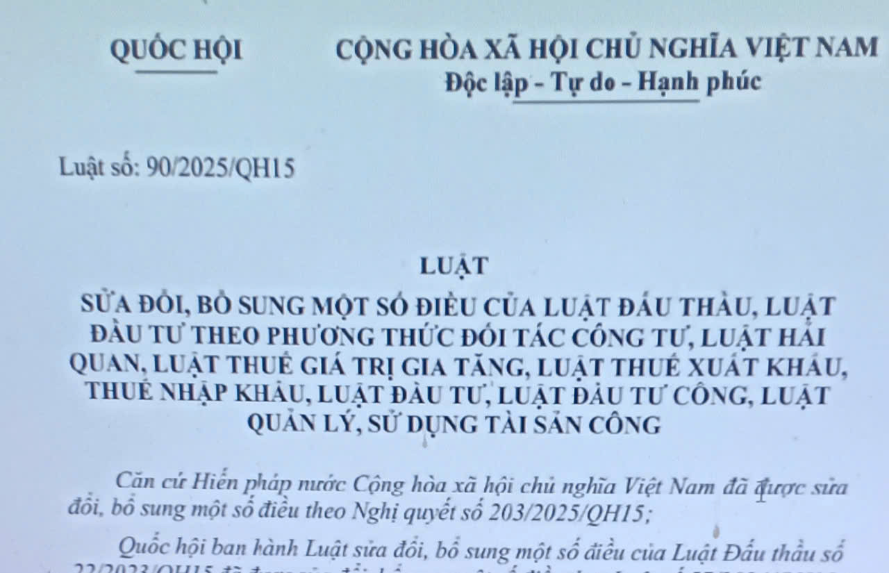 Luật sửa đổi Luật đấu thầu 2025 và các Luật trong lĩnh vực tài chính Luật sửa đổi 8 Luật trong lĩnh vực tài chính