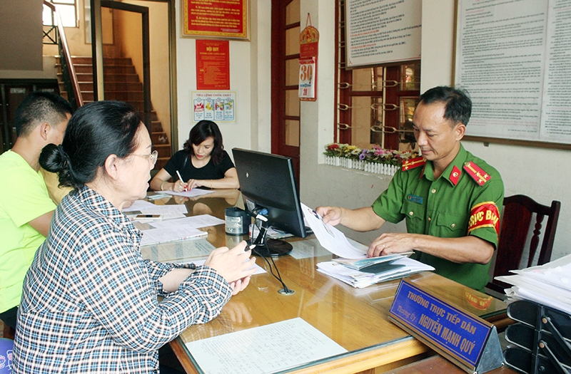 Thẩm quyền giải quyết tố cáo hành vi vi phạm nhiệm vụ, công vụ của Trưởng Công an cấp xã