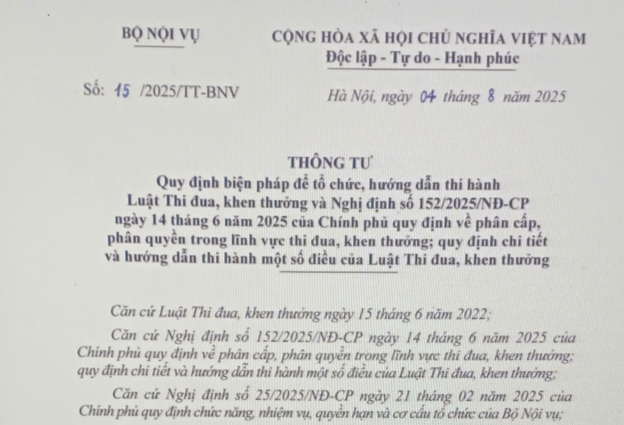 Hướng dẫn thi hành, phân cấp, phân quyền trong thi đua khen thưởng