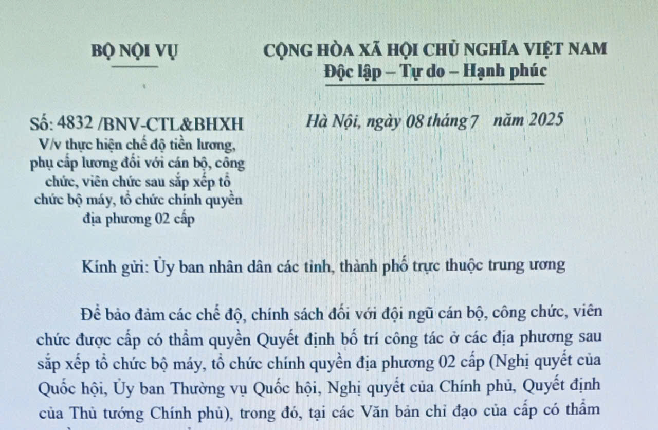 Thực hiện chế độ tiền lương, phụ cấp lương đối với cán bộ, công chức, viên chức sau sắp xếp tổ chức bộ máy, tổ chức chính quyền địa phương 02 cấp