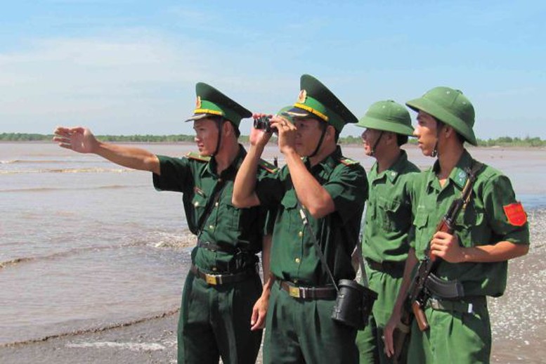 Quy định chế độ phụ cấp đối với lực lượng chuyên trách thực hiện nhiệm vụ quản lý, bảo vệ công trình quốc phòng và khu quân sự