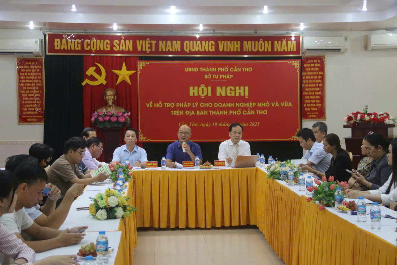 SỞ TƯ PHÁP TỔ CHỨC HỘI NGHỊ VỀ HỖ TRỢ PHÁP LÝ CHO DOANH NGHIỆP NHỎ VÀ VỪA TRÊN ĐỊA BÀN THÀNH PHỐ CẦN THƠ