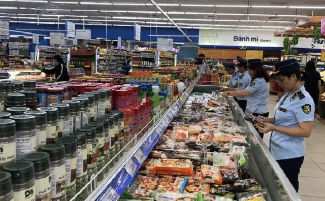 Cần Thơ tiếp tục đẩy mạnh đấu tranh ngăn chặn, đẩy lùi tình trạng buôn lậu, gian lận thương mại, hàng giả, xâm phạm quyền sở hữu trí tuệ