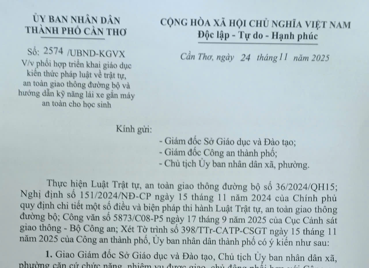 Phối hợp triển khai giáo dục kiến thức pháp luật về trật tự, an toàn giao thông đường bộ và hướng dẫn kỹ năng lái xe gắn máy an toàn cho học sinh