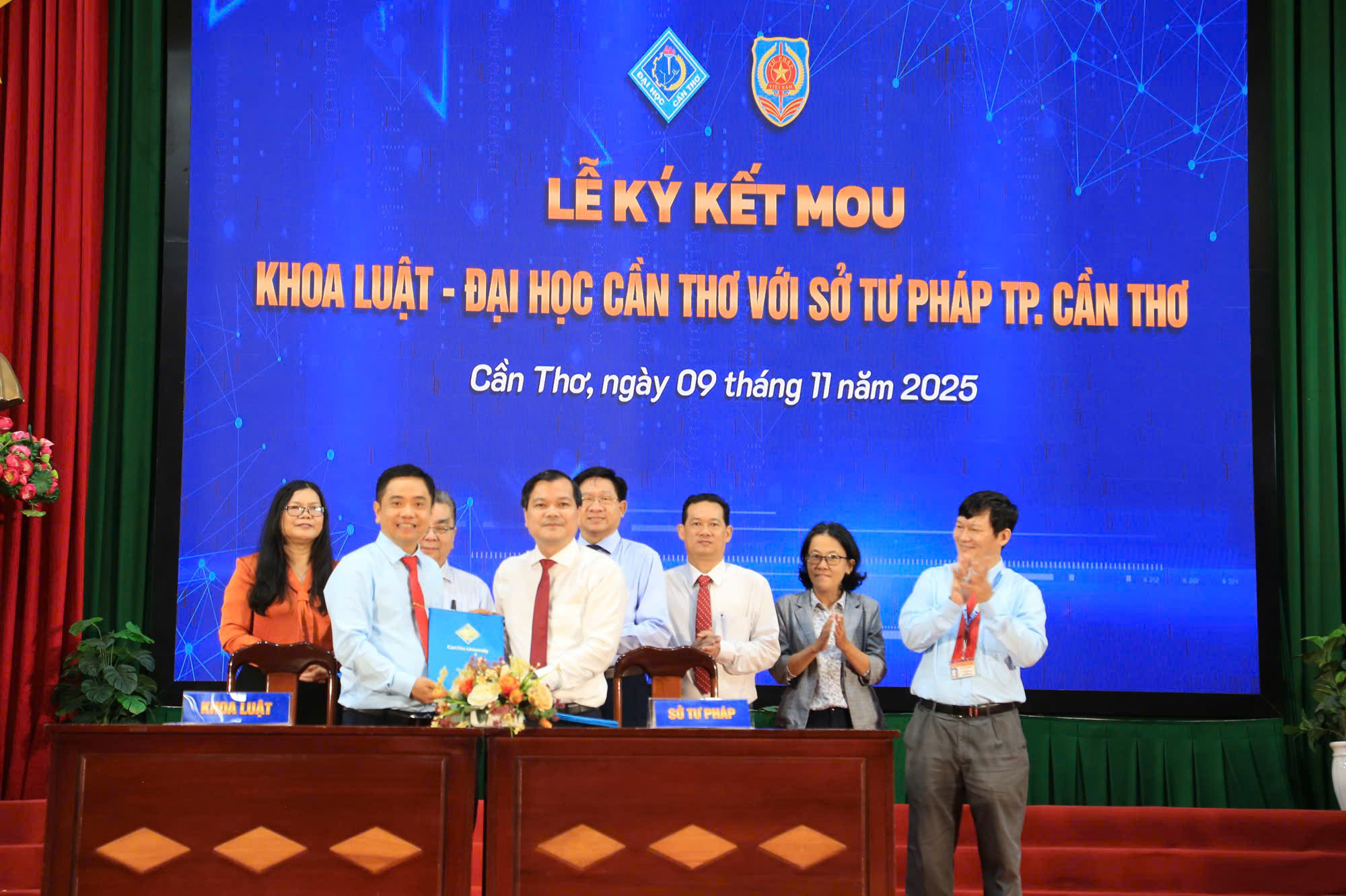 Lễ ký kết hợp tác Khoa Luật, Đại học Cần Thơ với Sở Tư pháp ra mắt các Câu lạc bộ