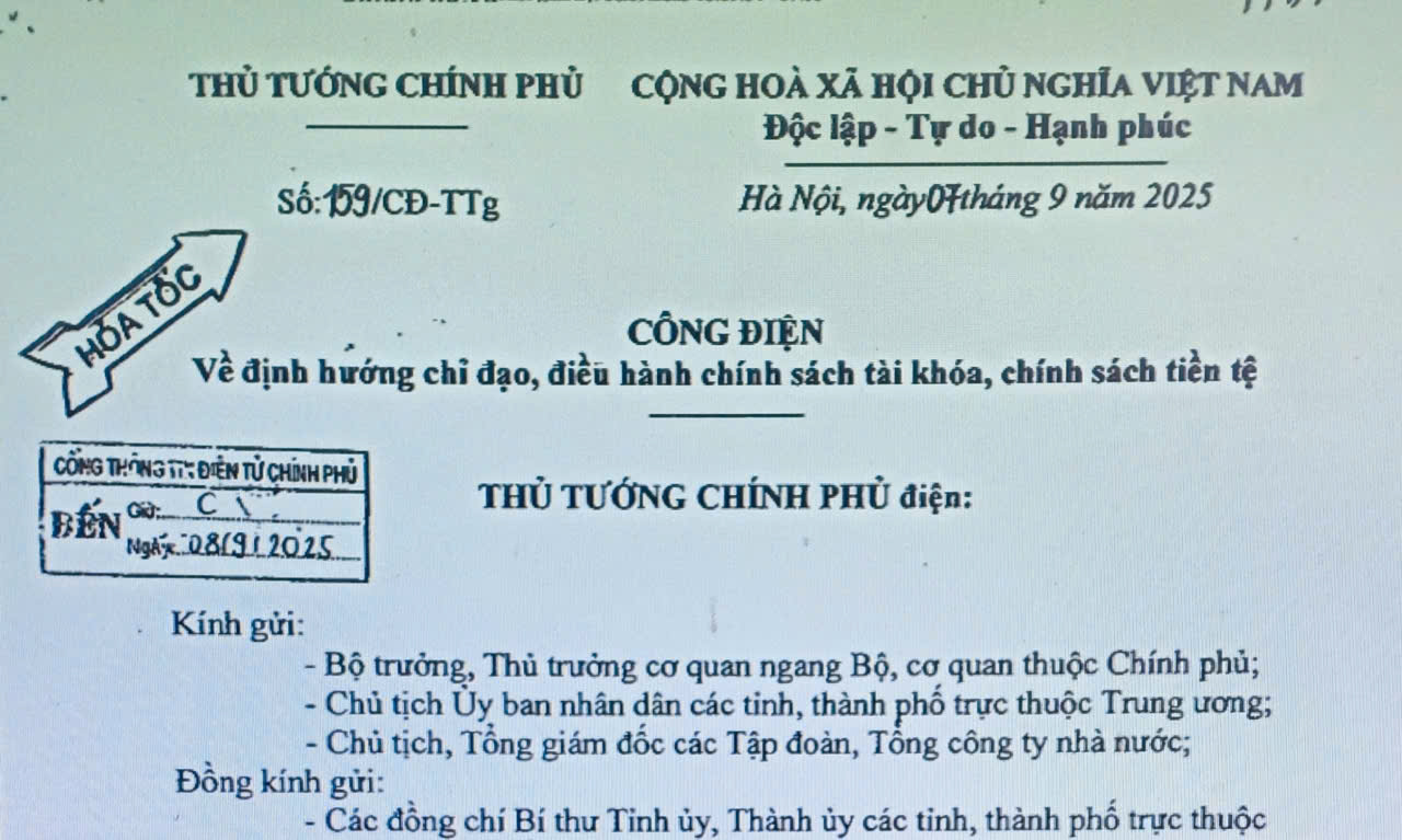 CHỈ ĐẠO, ĐIỀU HÀNH CHÍNH SÁCH TÀI KHÓA, CHÍNH SÁCH TIỀN TỆ