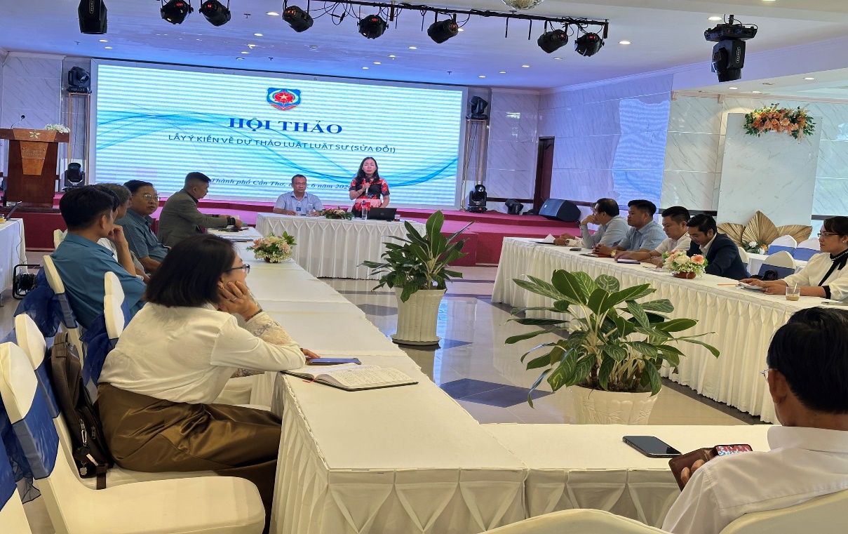 Cục Bổ trợ tư pháp, Bộ Tư pháp tổ chức hội thảo lấy ý kiến dự án Luật Luật sư (sửa đổi) tại thành phố Cần Thơ