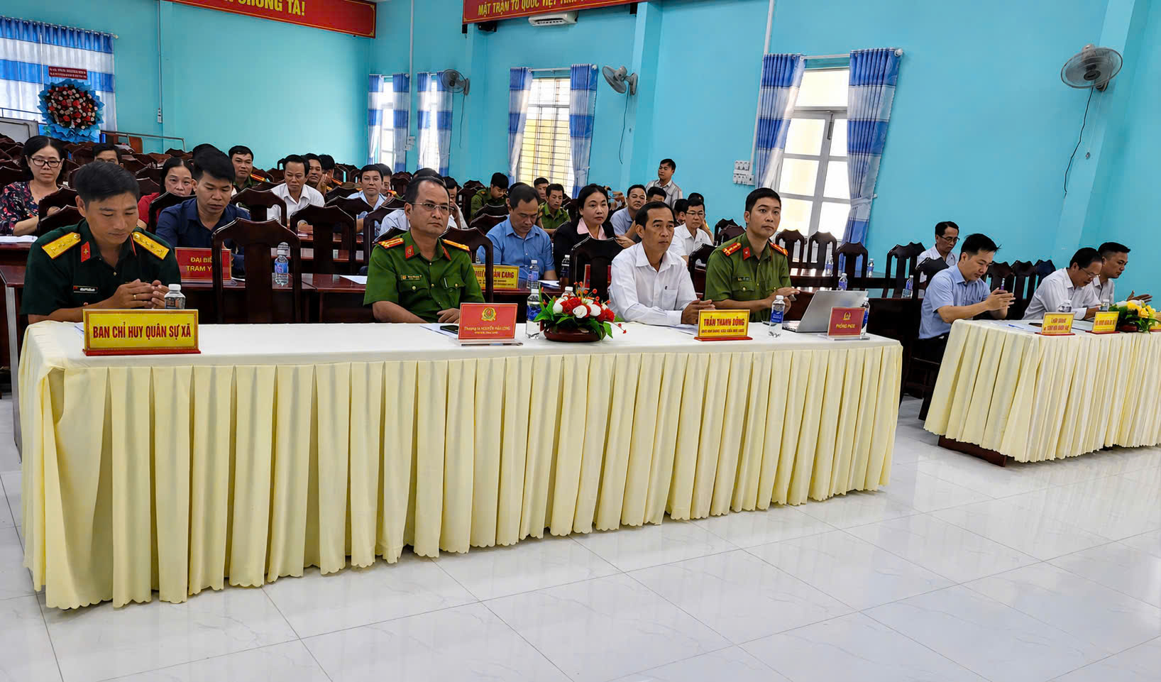 HỘI NGHỊ TRIỂN KHAI, HƯỚNG DẪN THI HÀNH LUẬT MỚI VÀ CÁC QUY ĐỊNH LIÊN QUAN, NÂNG CAO NHẬN THỨC VỀ BẢO VỆ BÍ MẬT NHÀ NƯỚC, AN NINH MẠNG VÀ BẢO VỆ                                  DỮ LIỆU CÁ NHÂN TRÊN ĐỊA BÀN XÃ