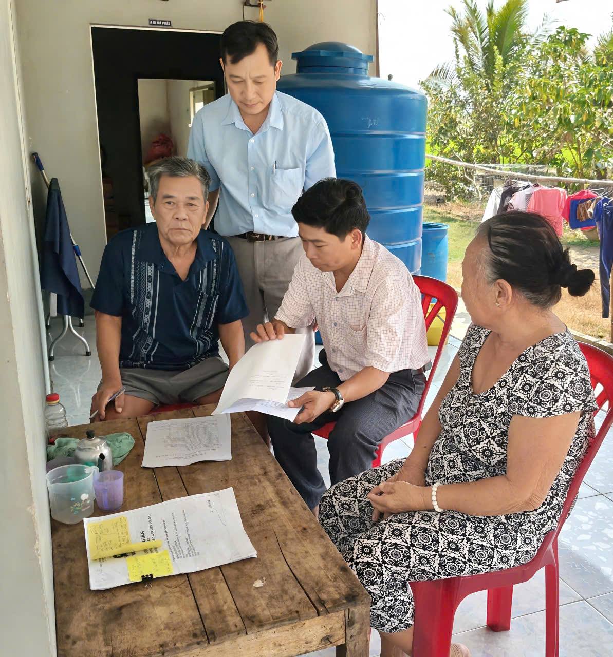 PHƯỜNG NGÃ NĂM THỰC HIỆN MÔ HÌNH LƯU ĐỘNG CHỨNG THỰC CHỮ KÝ TẠI NHÀ