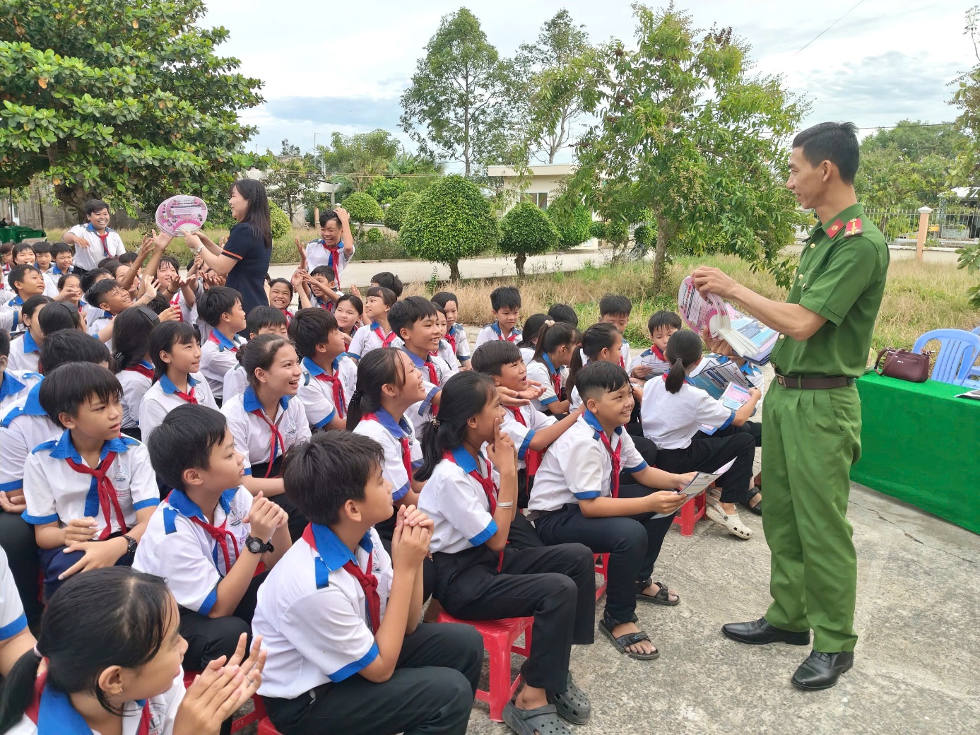 Xã Vĩnh Lợi tăng cường tuyên truyền, phổ biến giáo  dục pháp luật trong trường học năm 2026