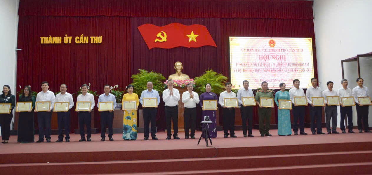 TỔNG KẾT CÔNG TÁC BẦU CỬ ĐẠI BIỂU QUỐC KHÓA XVI VÀ ĐẠI BIỂU HỘI ĐỒNG NHÂN DÂN CÁC CẤP NHIỆM KỲ 2026-2031