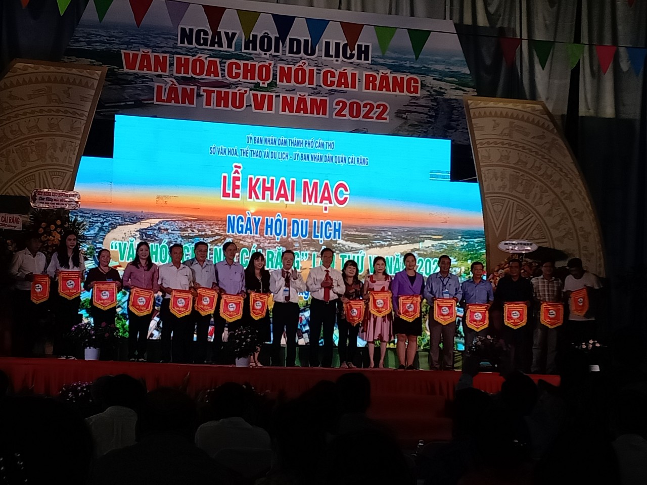 Kế hoạch thực hiện Nghị quyết số 10-NQ/TU ngày 29 tháng 12 năm 2021 của Thành ủy Cần Thơ về đẩy mạnh phát triển du lịch trong tình hình mới