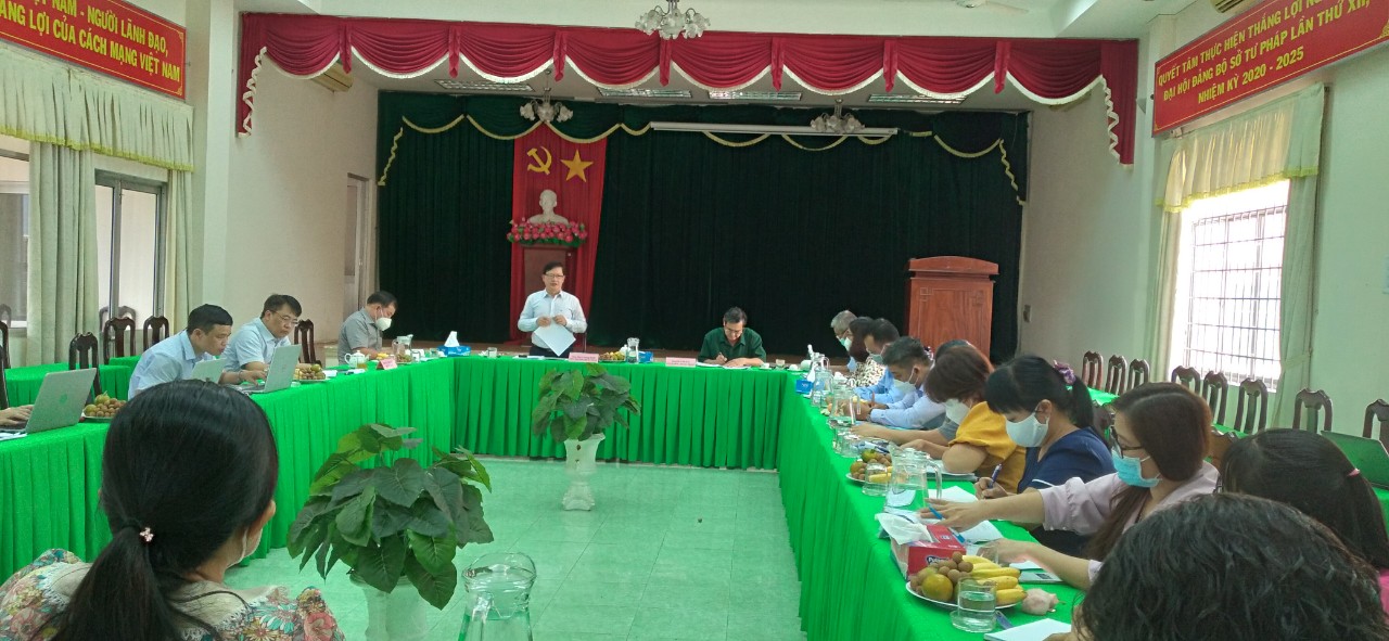 Thứ trưởng Bộ Tư pháp thăm và làm việc tại Sở Tư pháp TP Cần Thơ