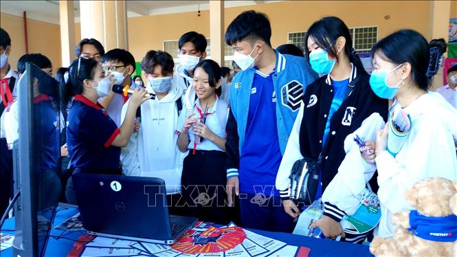 NGÀY HỘI TƯ VẤN HƯỚNG NGHIỆP, TUYỂN SINH  GIÁO DỤC NGHỀ NGHIỆP VÀ GIỚI THIỆU VIỆC LÀM NĂM 2022