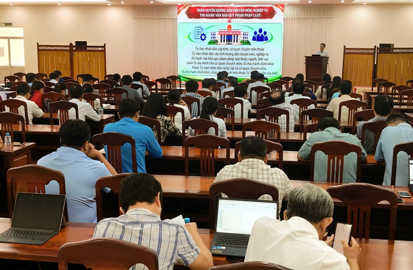 SỞ TƯ PHÁP TỔ CHỨC HỘI NGHỊ TẬP HUẤN BỒI DƯỠNG  NGHIỆP VỤ CÔNG TÁC TỔ CHỨC THI HÀNH PHÁP LUẬT  TRÊN ĐỊA BÀN THÀNH PHỐ NĂM 2026